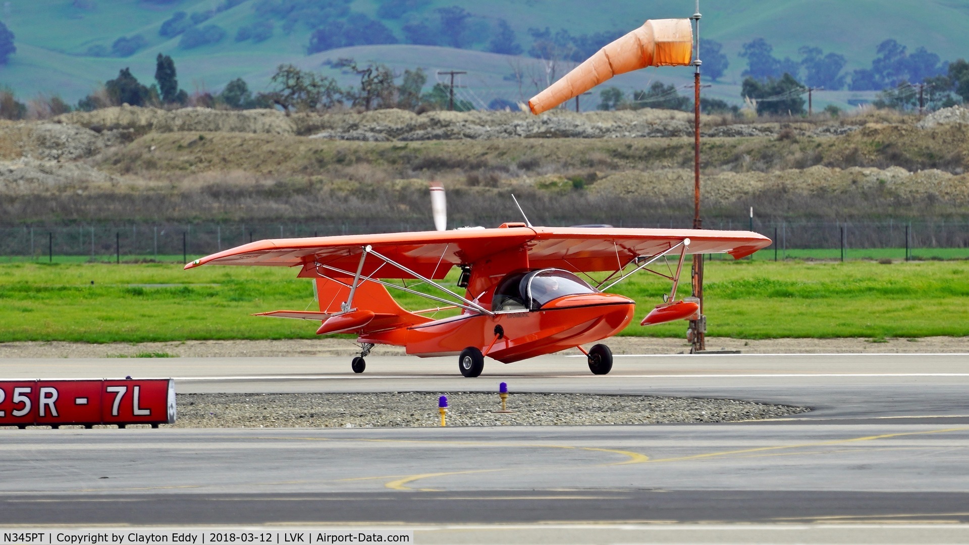 N345PT, 2015 Progressive Aerodyne Searey LSX C/N 1LK533C, Livermore Airport California 2018.