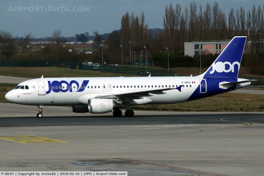 F-GKXY, 2009 Airbus A320-214 C/N 4137, Taxiing