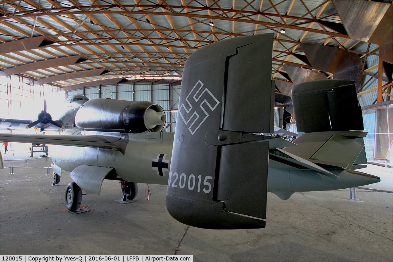 120015, Heinkel He-162A-2 Volksjager C/N 120015, Heinkel He-162A-2 Volksjager, Air & Space Museum Paris-Le Bourget Airport (LFPB-LBG)