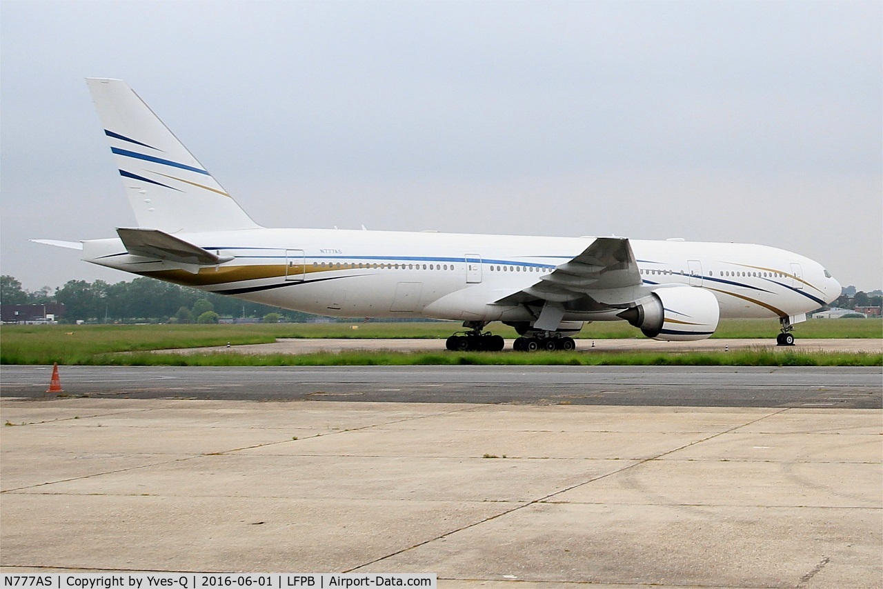 N777AS, 2003 Boeing 777-24Q C/N 29271, Boeing 777-24Q, Parked, Paris-Le Bourget airport (LFPB - LBG)