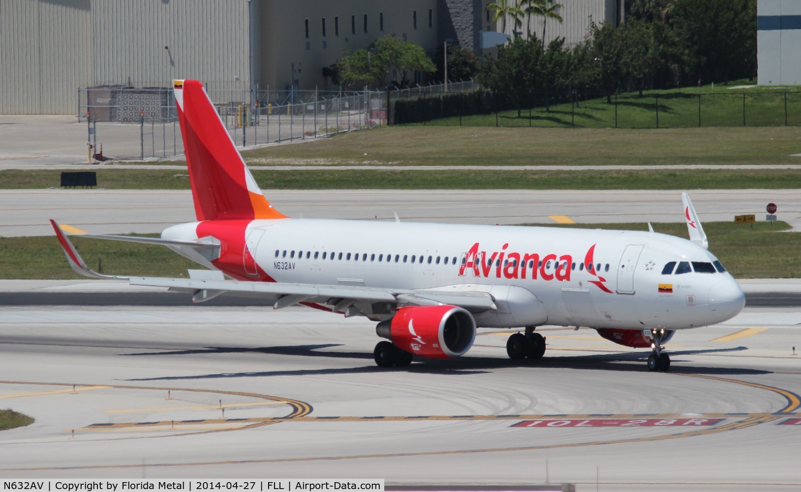 N632AV, 2013 Airbus A320-214 C/N 5632, Avianca