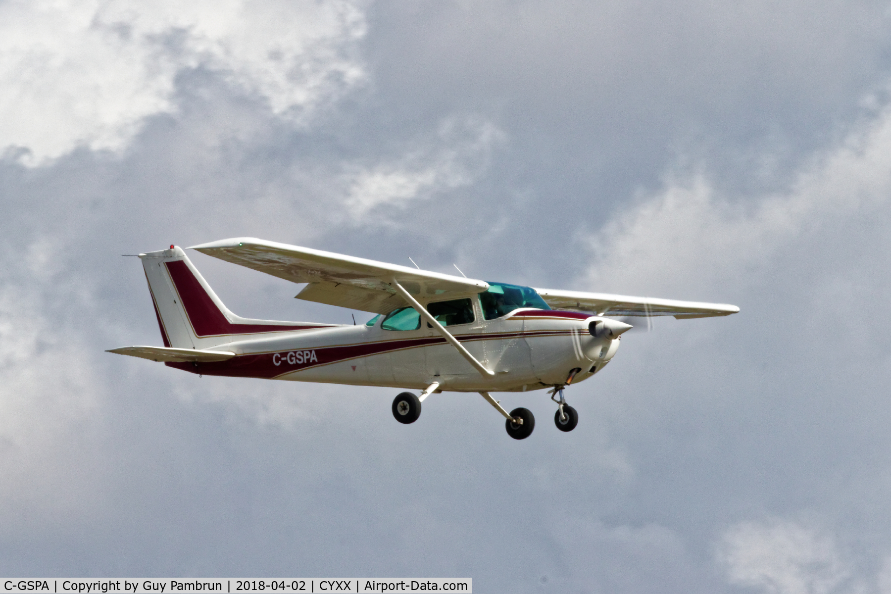 C-GSPA, 1981 Cessna 172P C/N 17274999, Landing
