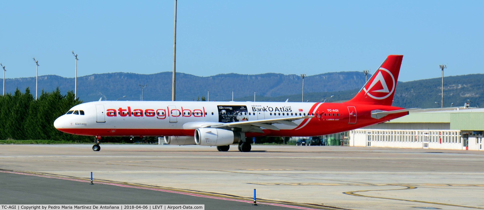 TC-AGI, 1999 Airbus A321-131 C/N 963, Foronda - Vitoria-Gasteiz - España