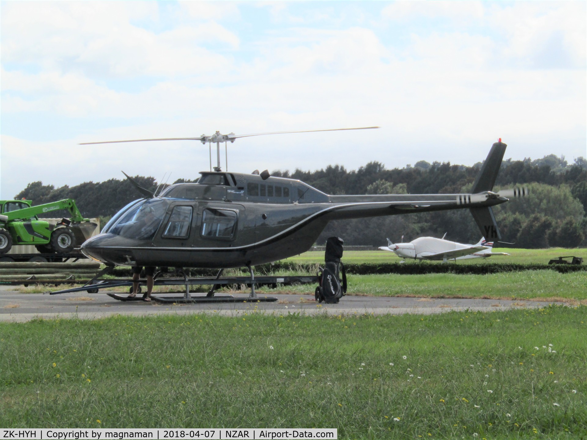ZK-HYH, 1981 Bell 206B JetRanger III C/N 3290, back at home hangar