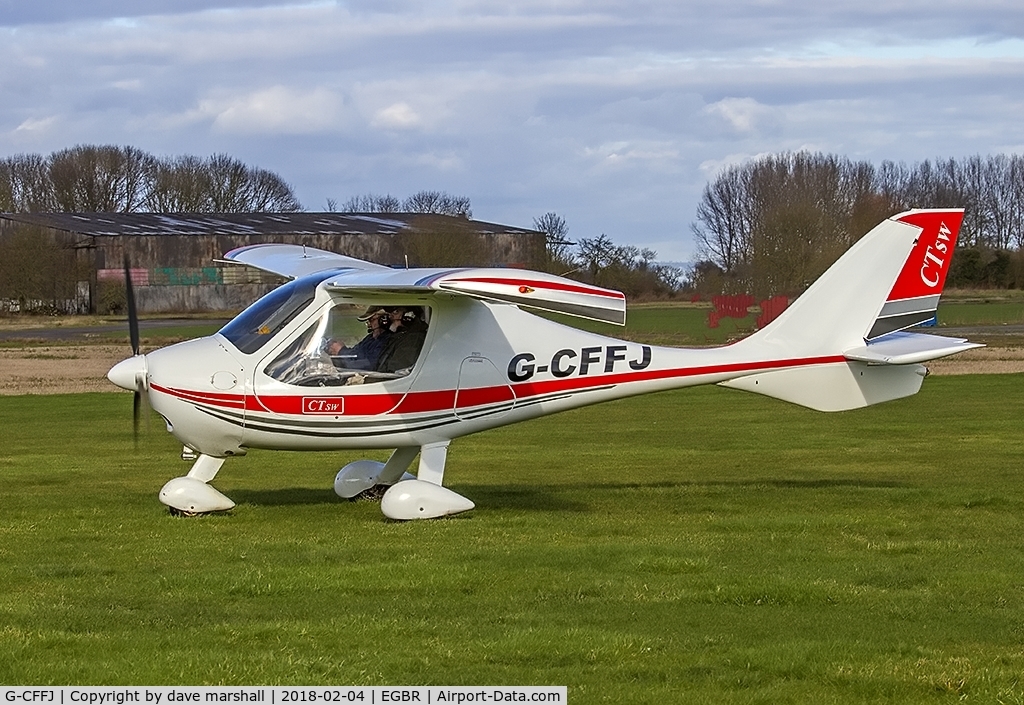G-CFFJ, 2008 Flight Design CTSW C/N 8391, Taxying to RWY 11
