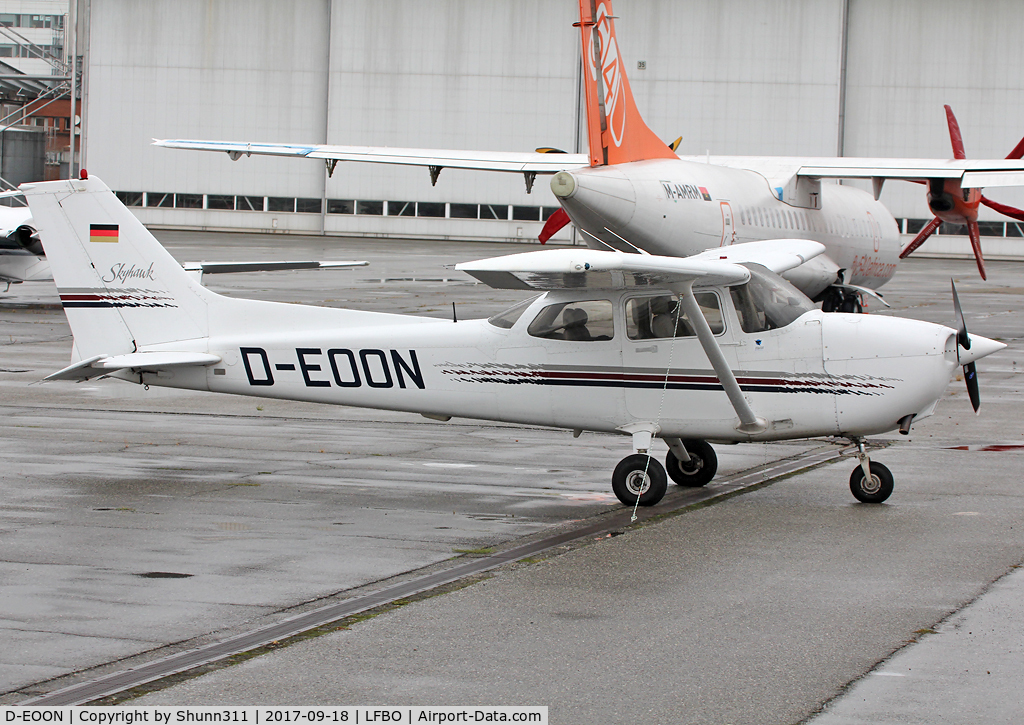 D-EOON, 1997 Cessna 172R Skyhawk C/N 17280173, Parked at the General Aviation area...
