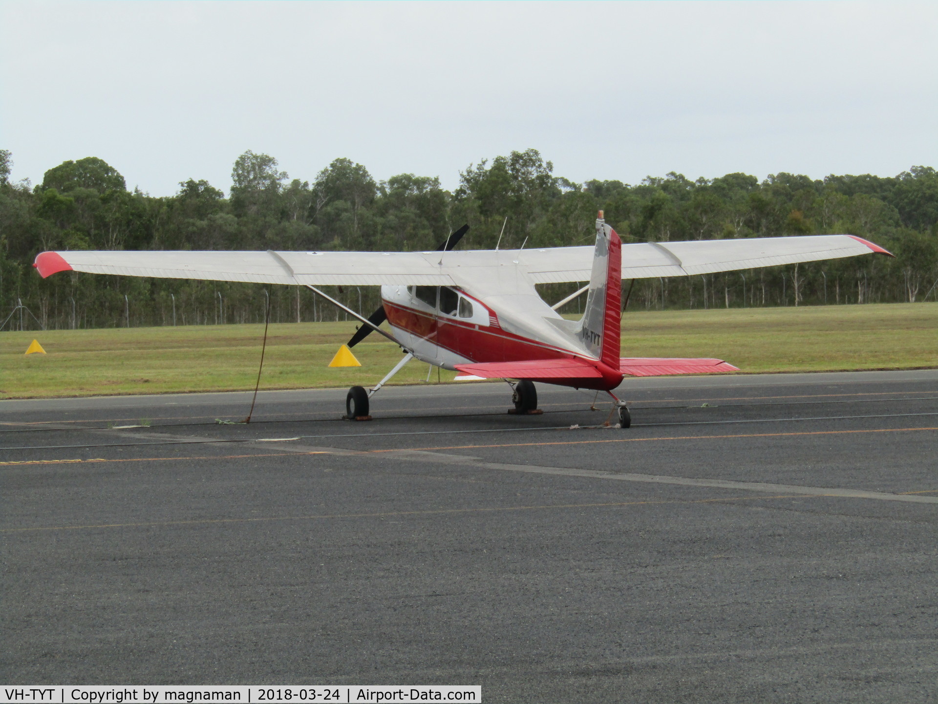 VH-TYT, Cessna 180H Skywagon C/N 180-51679, on ramp at Caloundra