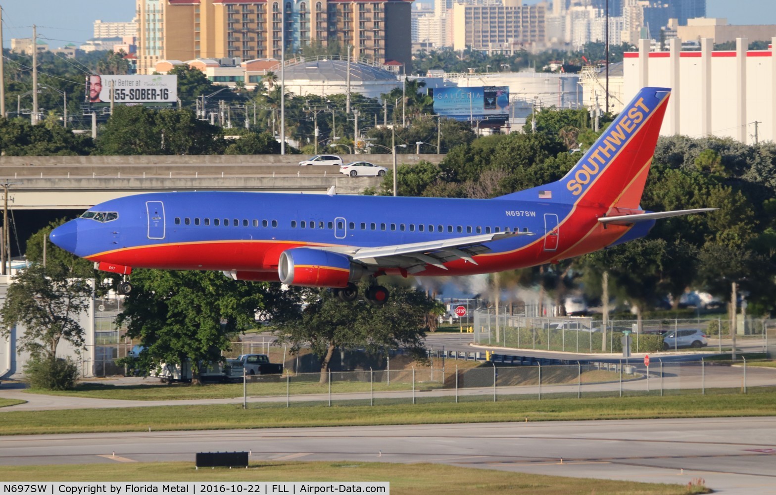 N697SW, 1988 Boeing 737-3TO C/N 23838, Southwest