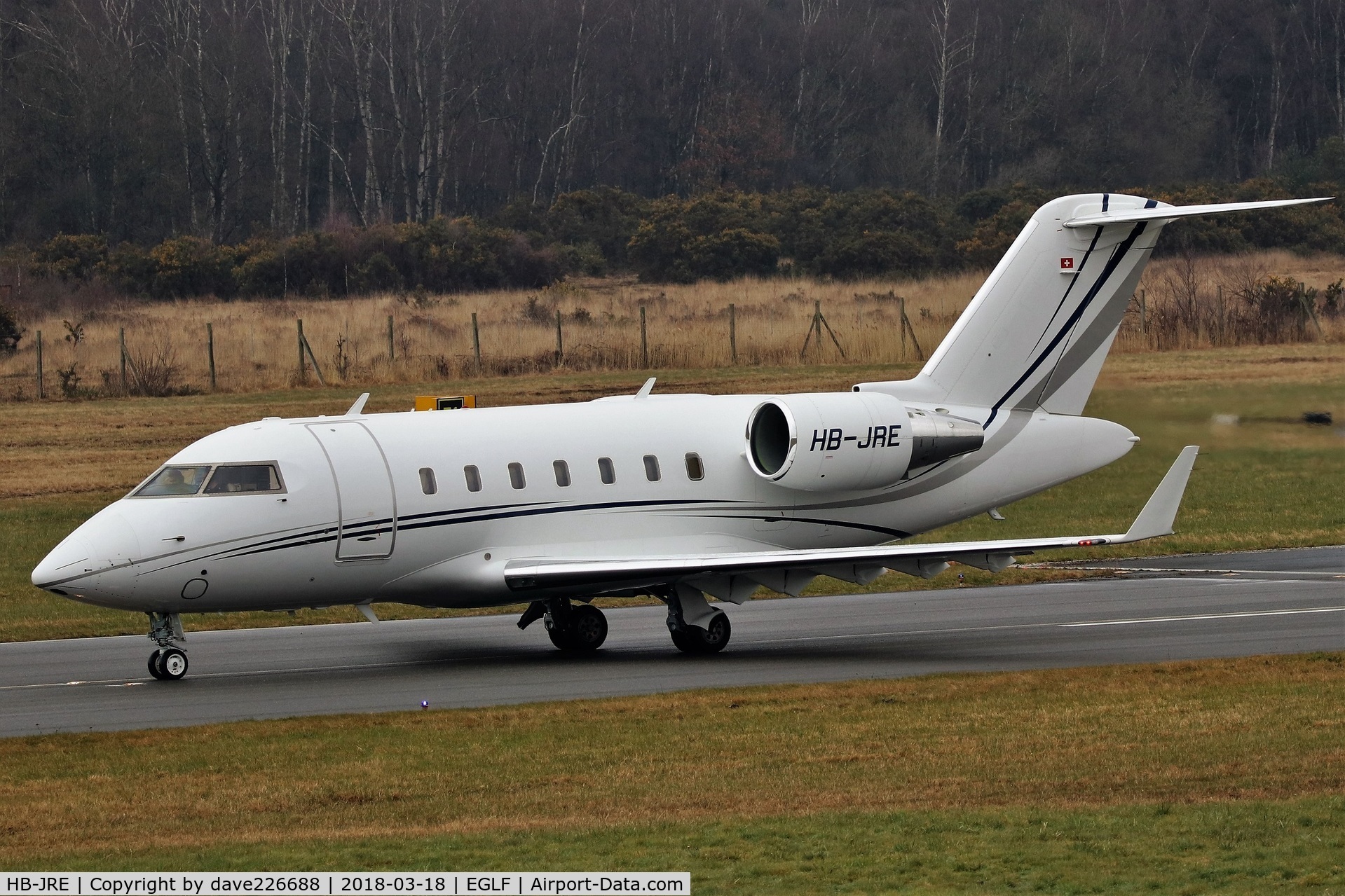 HB-JRE, 2007 Bombardier Challenger 605 (CL-600-2B16) C/N 5726, Execujet Challenger 605 back tracking on 06 at Farnborough