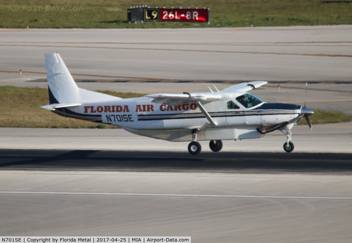 N701SE, 1998 Cessna 208B Grand Caravan C/N 208B0701, Cessna 208B