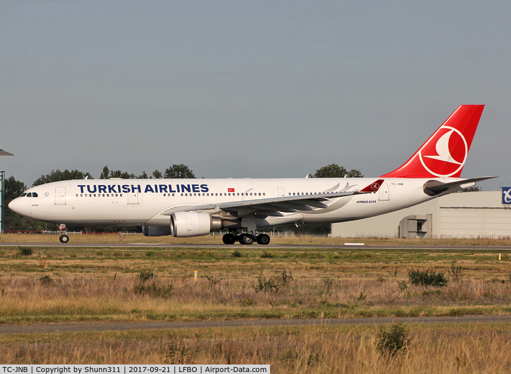 TC-JNB, 2005 Airbus A330-204 C/N 704, Ready for take off from rwy 32R... new c/s