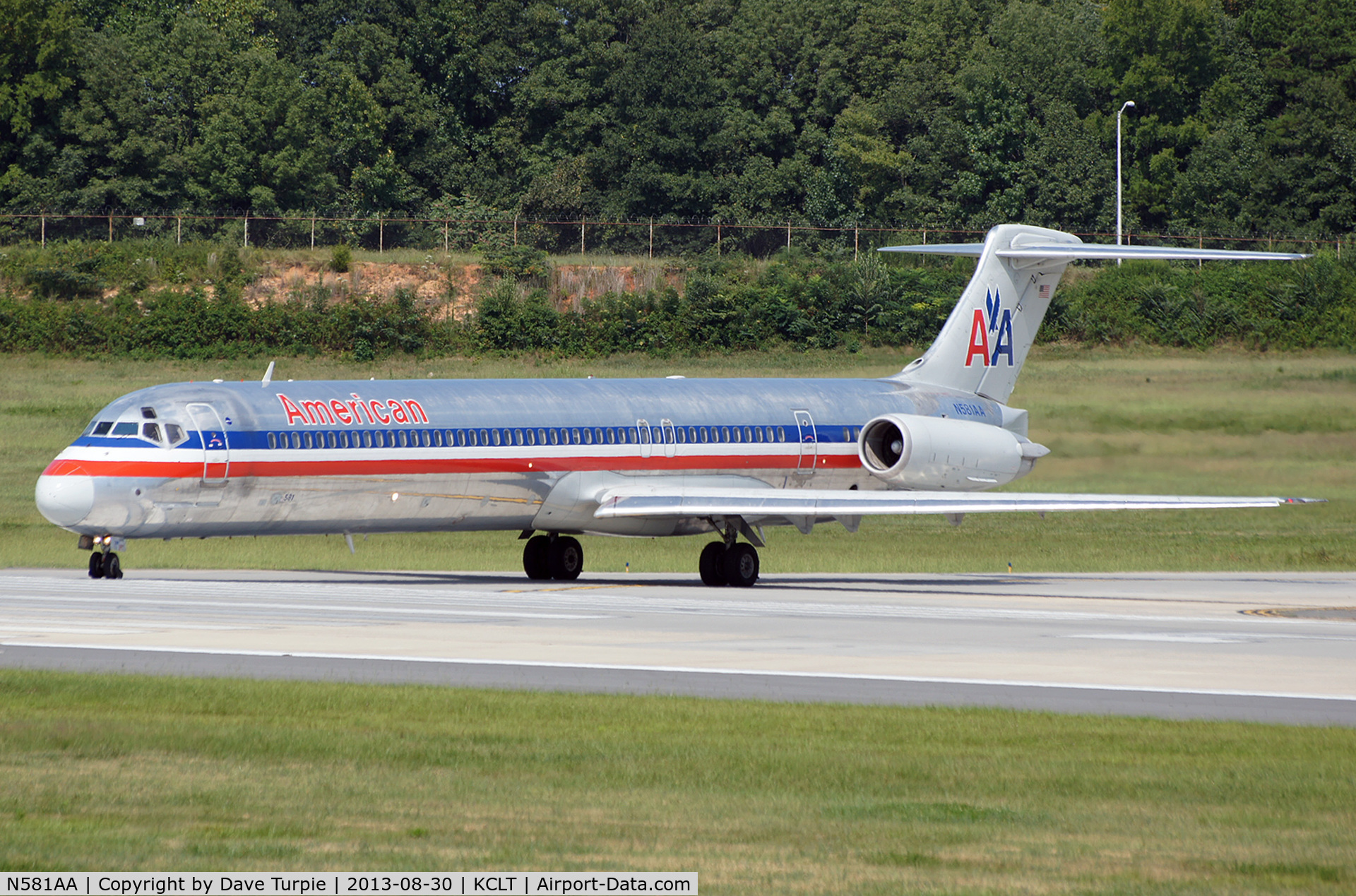 N581AA, 1991 McDonnell Douglas MD-82 (DC-9-82) C/N 53158, No comment.