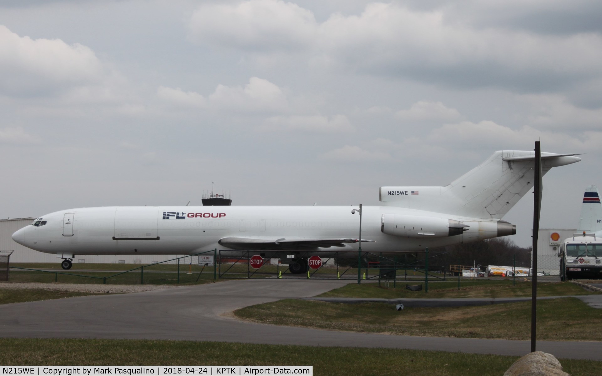 N215WE, 1984 Boeing 727-2S2F C/N 22936, Boeing 727-200F