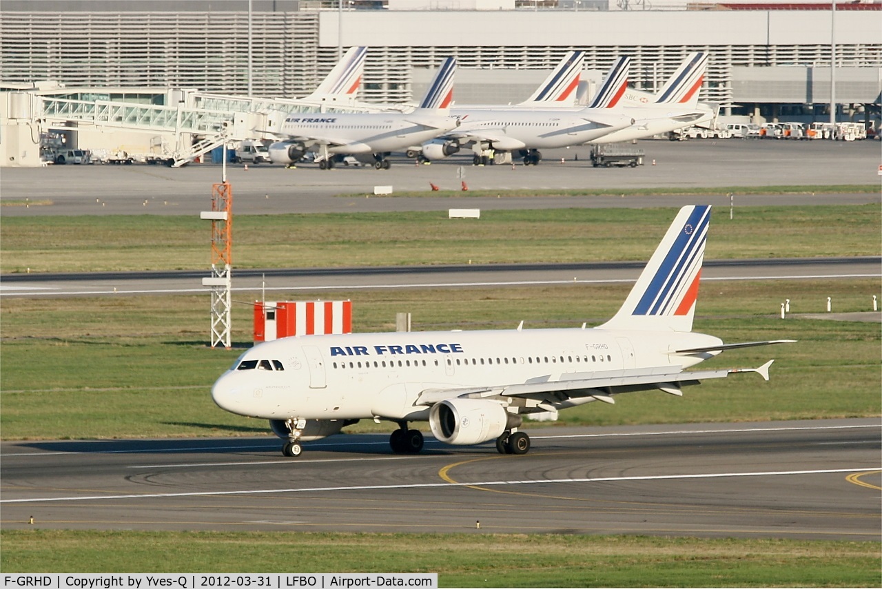 F-GRHD, 1999 Airbus A319-111 C/N 1000, Airbus A319-111, Landing rwy 32L, Toulouse Blagnac Airport (LFBO-TLS)