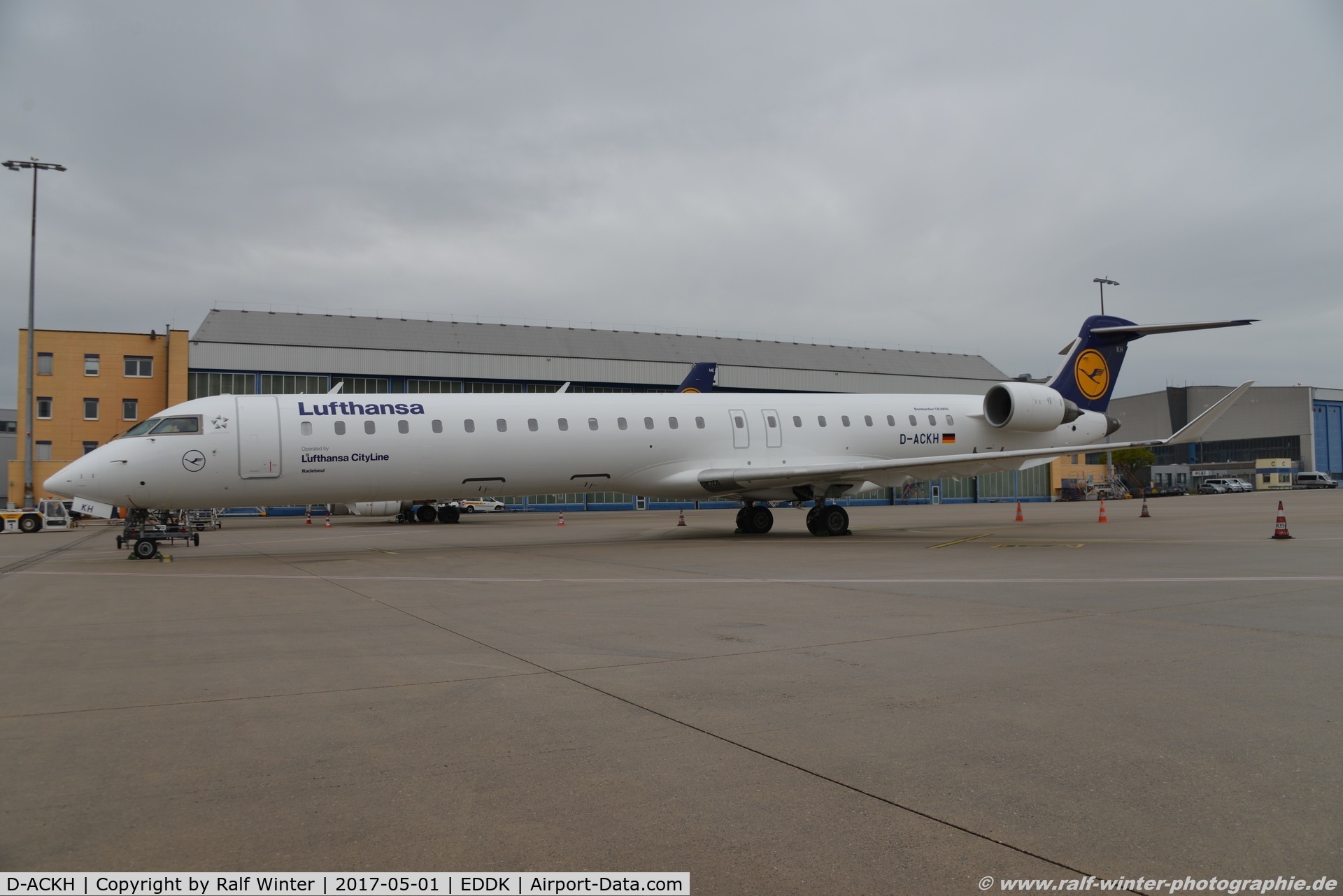 D-ACKH, 2006 Bombardier CRJ-900LR (CL-600-2D24) C/N 15085, Bombardier CL-600-2D24 CRJ-900LR - CL CLH Lufthansa CityLine Lufthansa Regional 'Radebeul' - 15085 - D-ACKH - 01.05.2017 - CGN