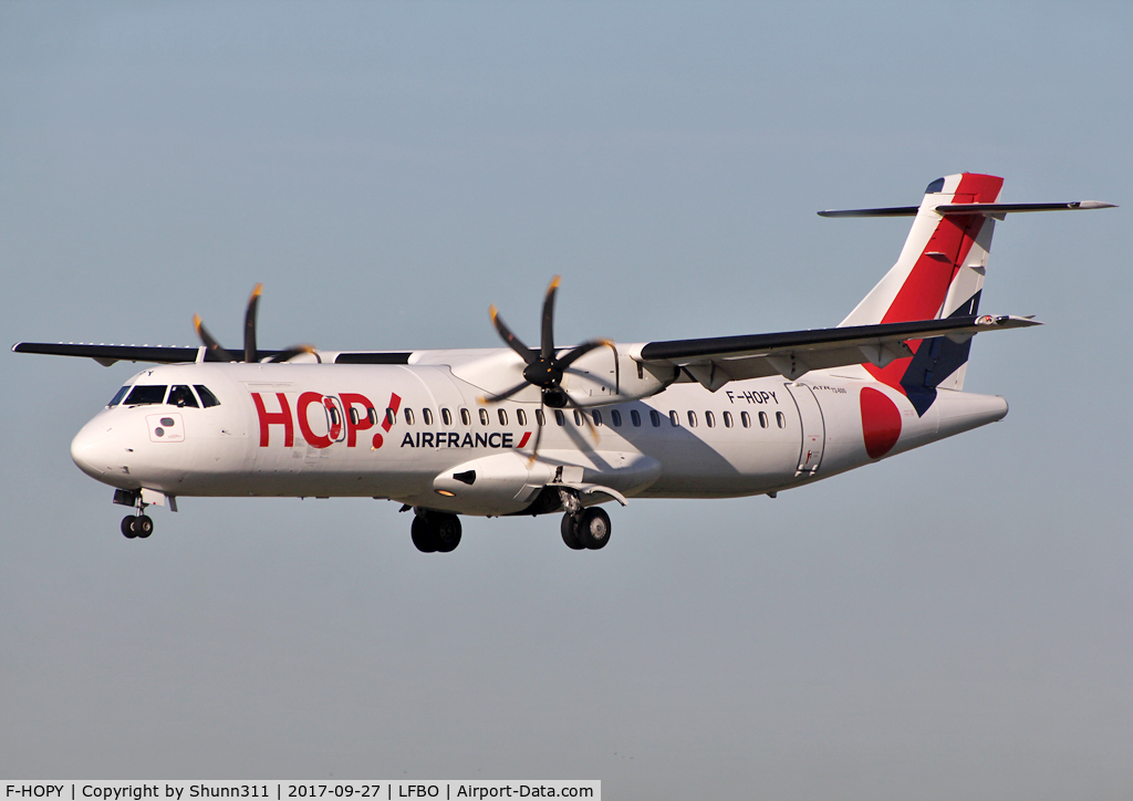 F-HOPY, 2015 ATR 72-212A C/N 1237, Landing rwy 14L