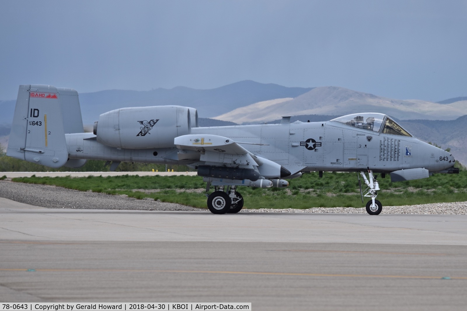 78-0643, 1978 Fairchild Republic A-10C Thunderbolt II C/N A10-0263, Taxiing off the de arm ramp.  190th Fighter Sq., 124th Fighter Wing, Idaho ANG.