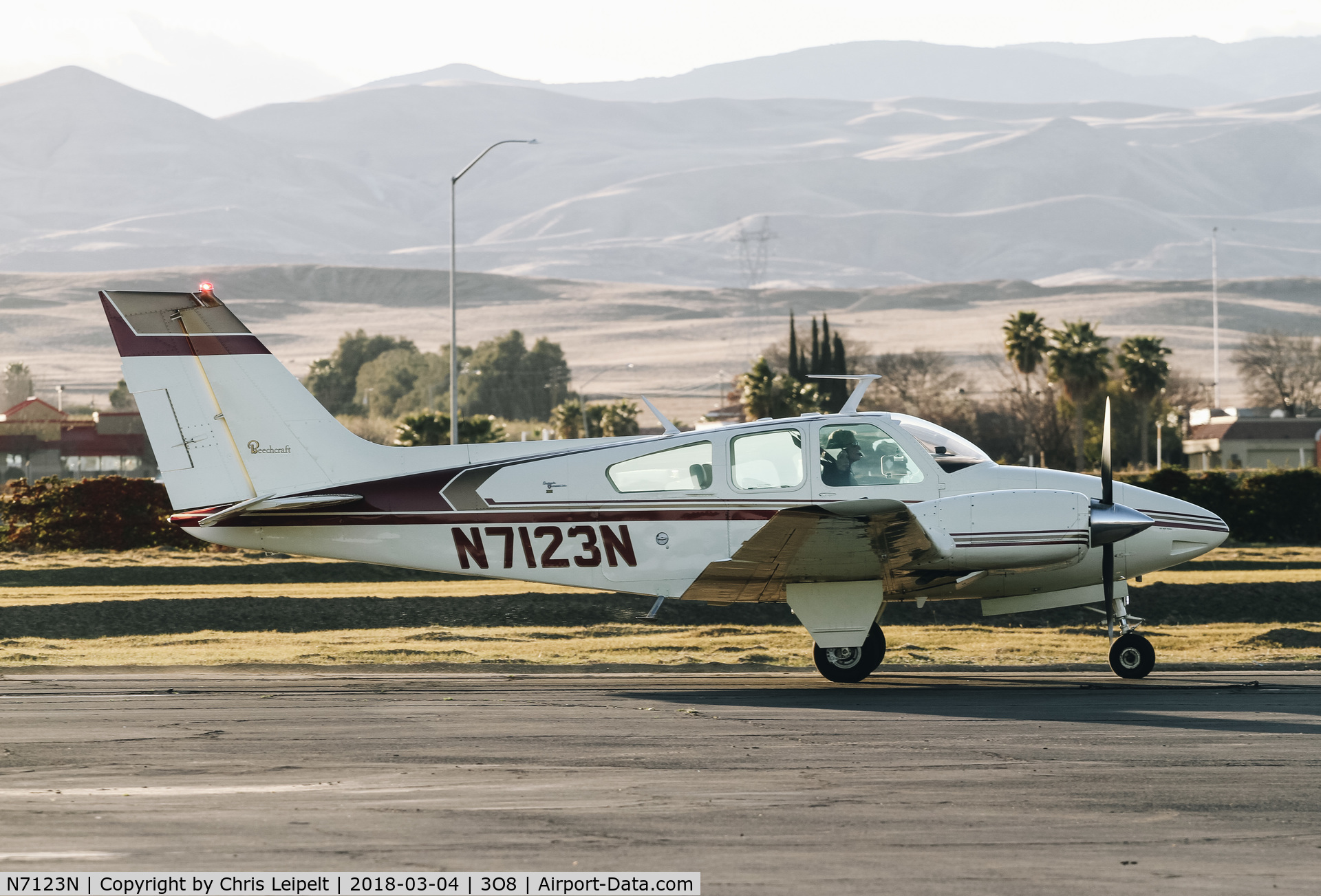 N7123N, 1967 Beech 95-B55 (T42A) Baron C/N TC-1046, 1967 Beechcraft B55 Baron taxing to transient parking at Harris Ranch Airport, Coalinga, CA.