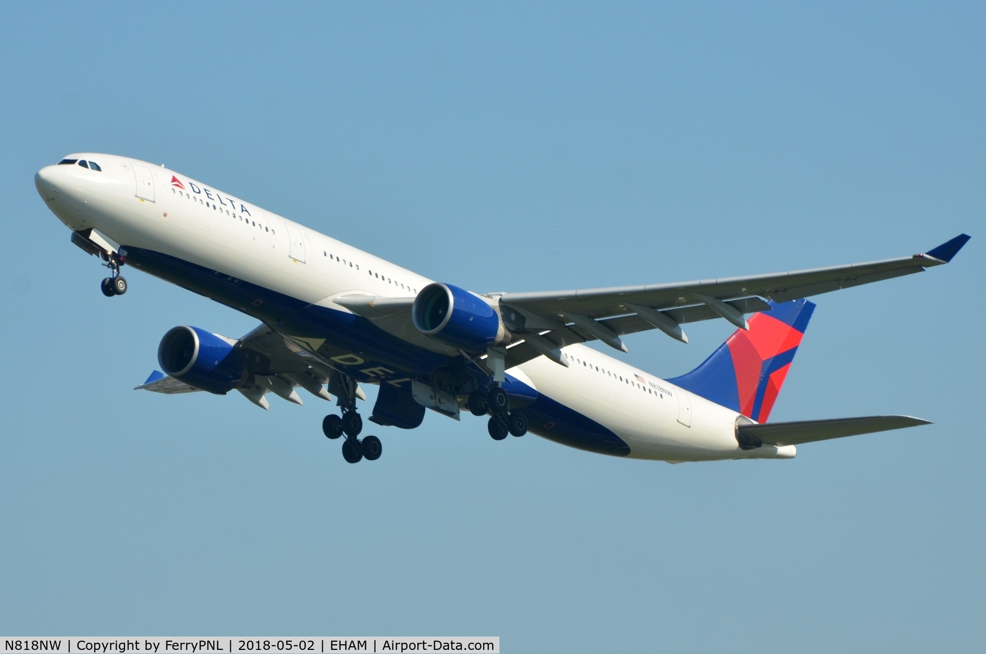 N818NW, 2007 Airbus A330-323 C/N 0857, Delta A333 taking-off