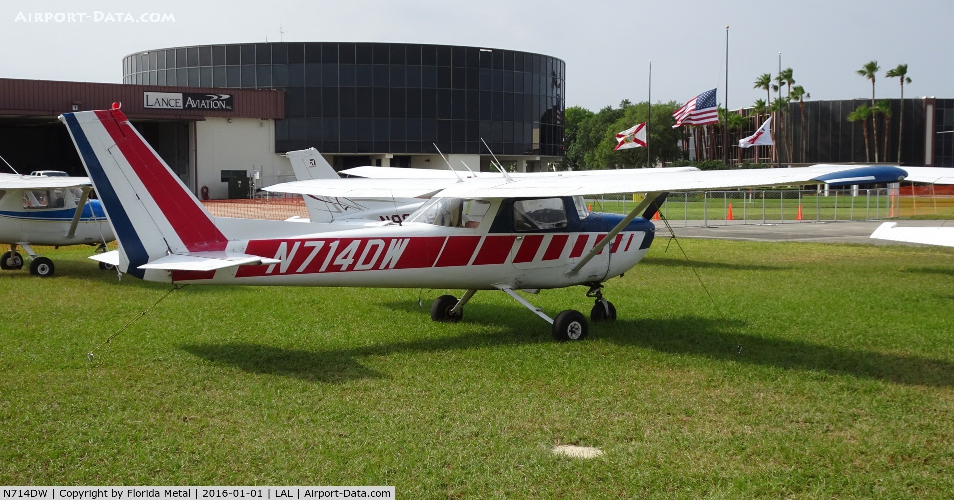 N714DW, 1976 Cessna 150M C/N 15079105, Cessna 150M