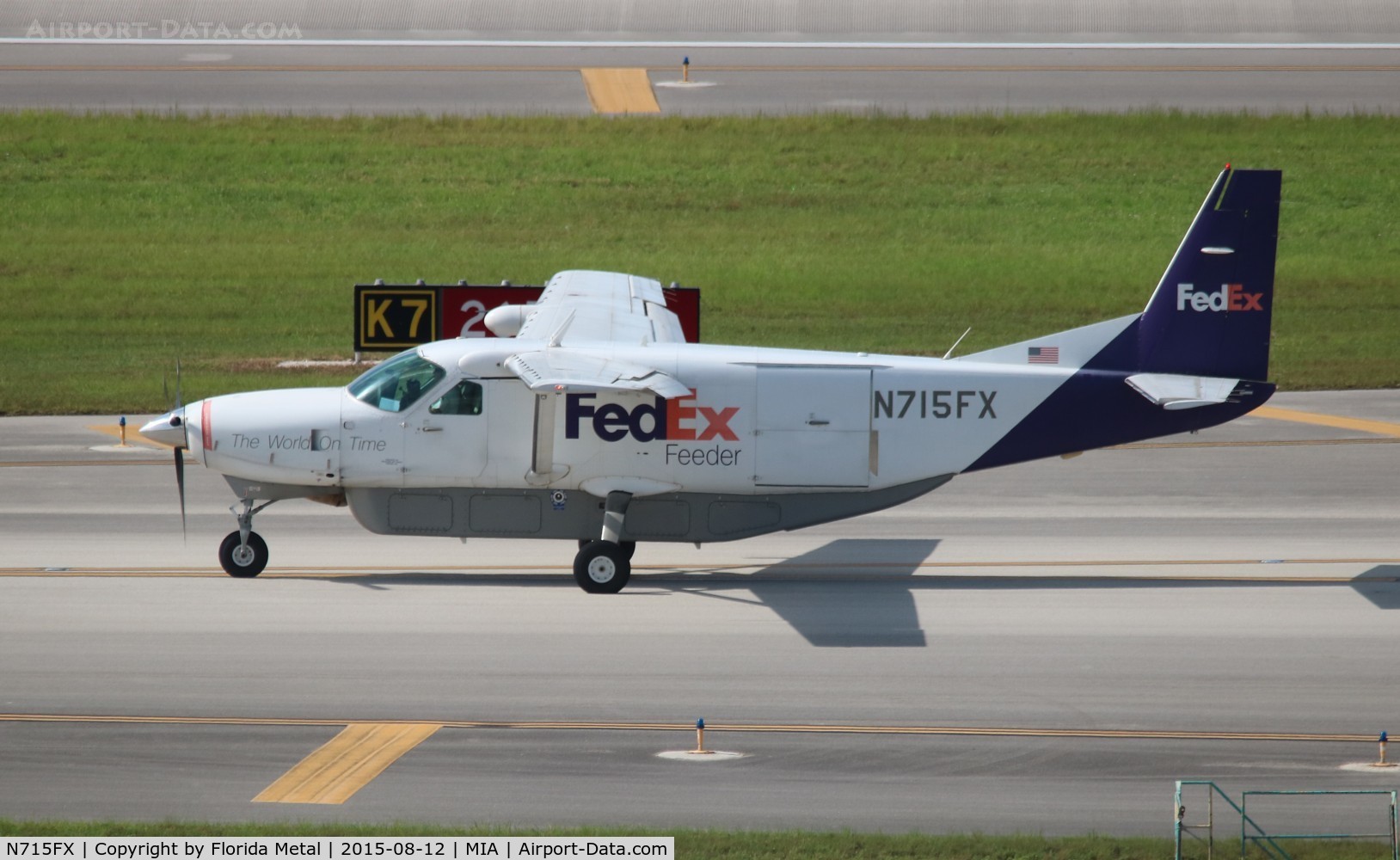 N715FX, 1995 Cessna 208B Super Cargomaster C/N 208B0440, Fed Ex Caravan