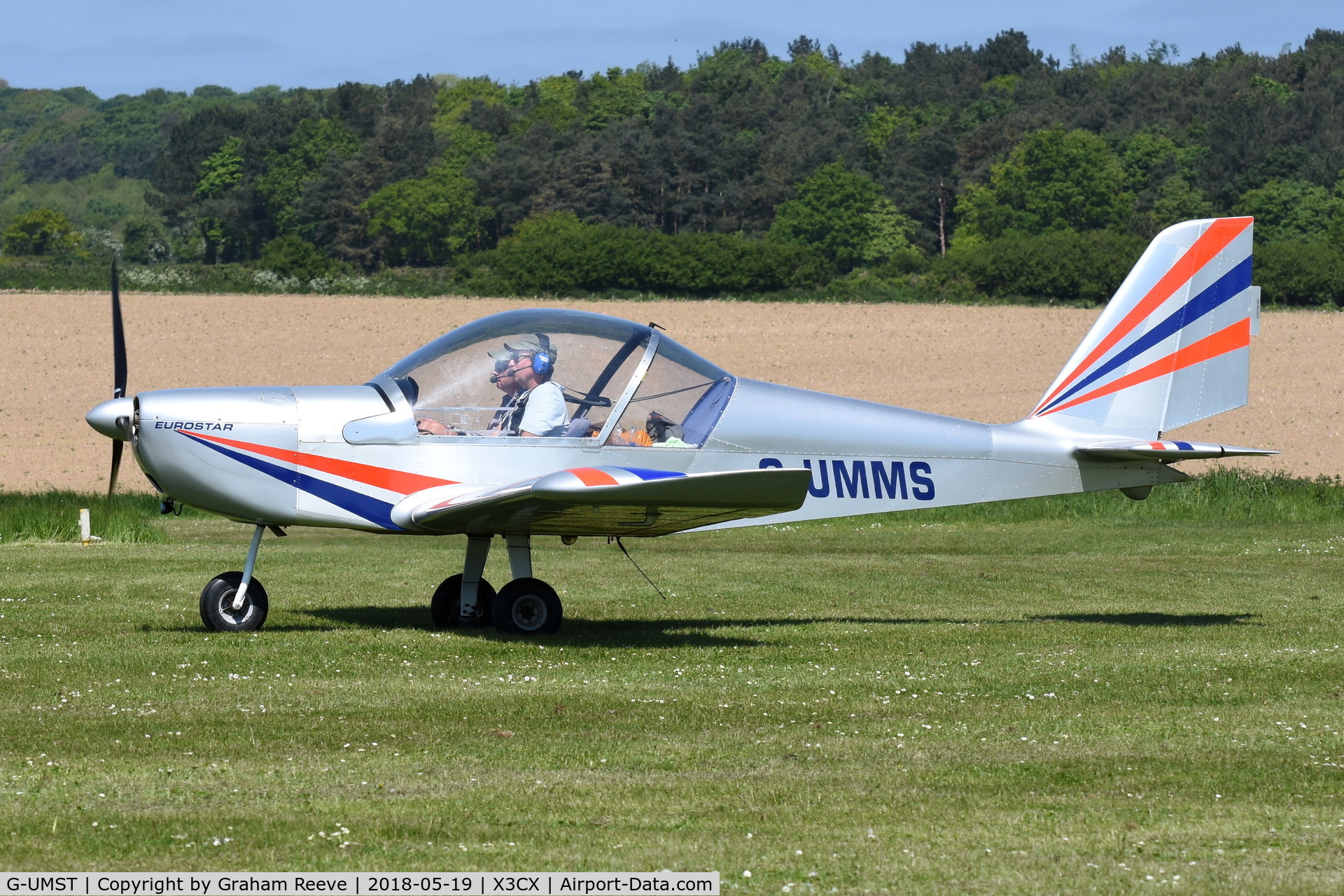 G-UMST, 1994 Denney Kitfox 4-1200 Speedster C/N PFA 172B-12392, Just landed at Northrepps.