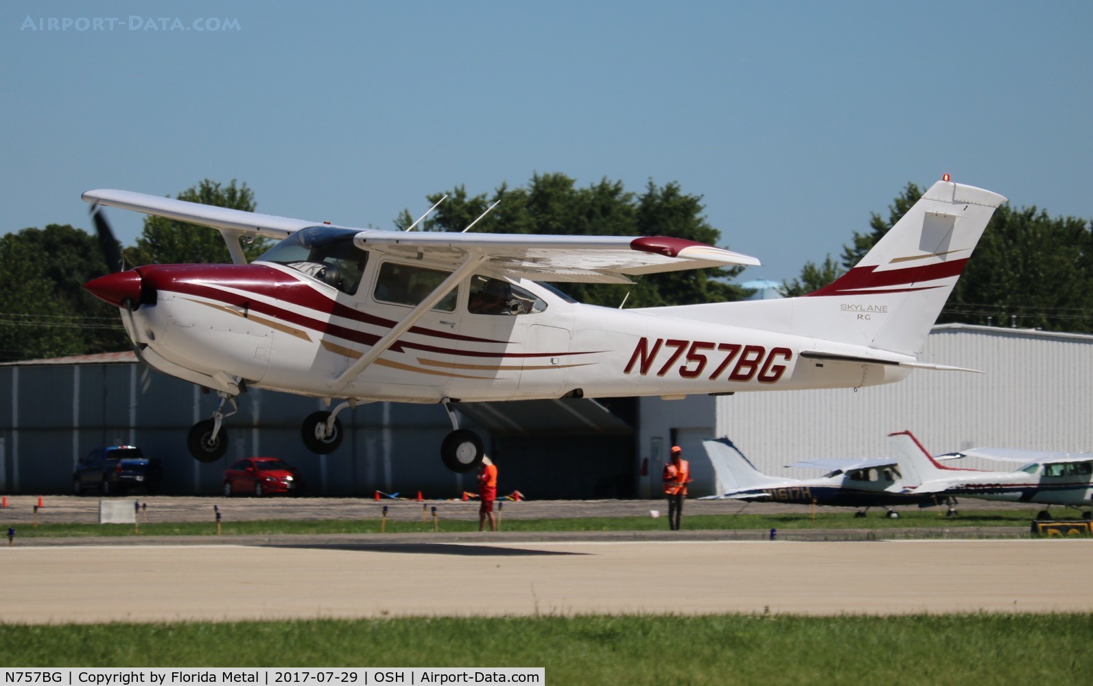 N757BG, 1979 Cessna R182 Skylane RG C/N R18201267, Cessna R182