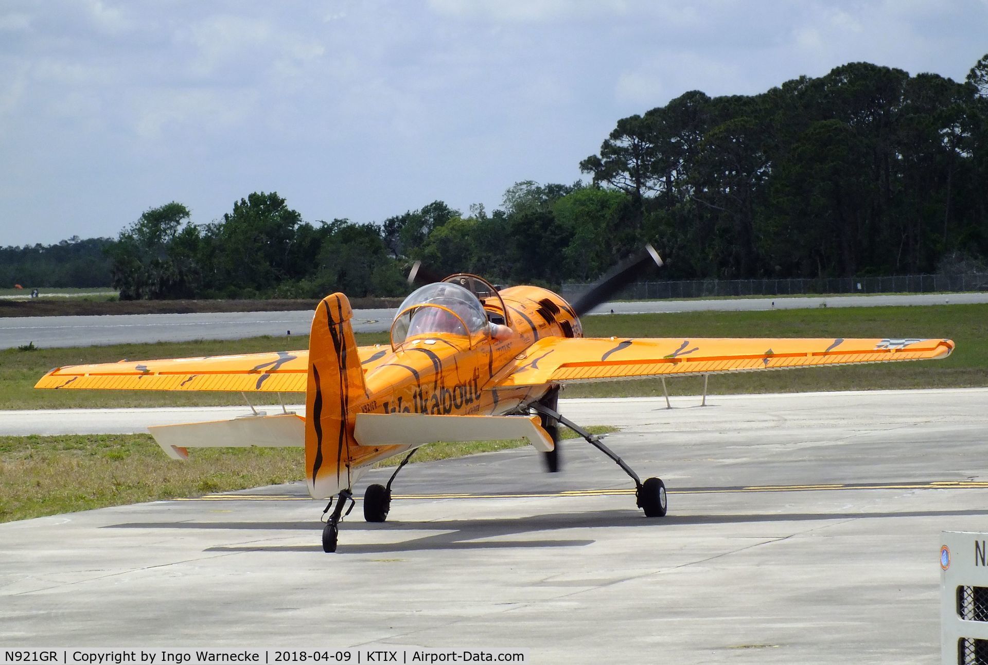 N921GR, 1993 Yakovlev Yak-55M C/N 930809, Yakovlev Yak-55M at Space Coast Regional Airport, Titusville (the day after Space Coast Warbird AirShow 2018)