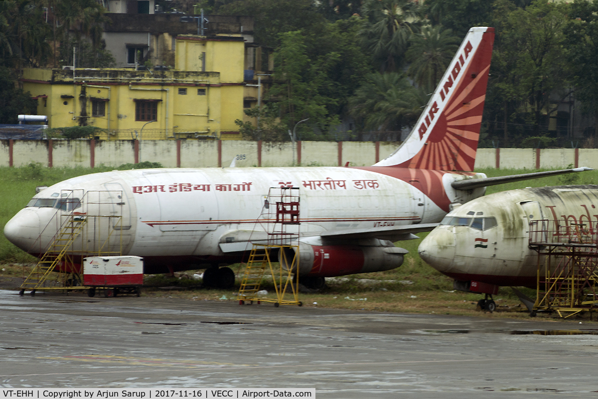 VT-EHH, 1982 Boeing 737-2A8F C/N 22863/907, Derelict parked at NSCIA in Air India Cargo and India Post livery.
