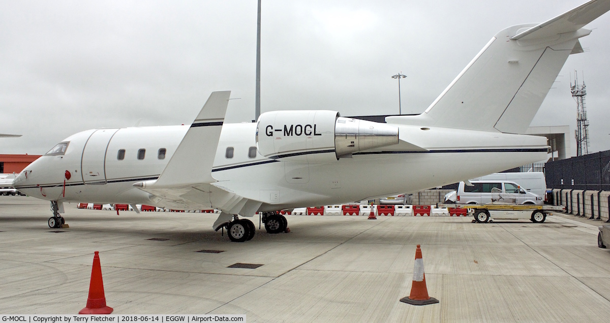 G-MOCL, 2005 Bombardier Challenger 604 (CL-600-2B16) C/N 5620, at London Luton