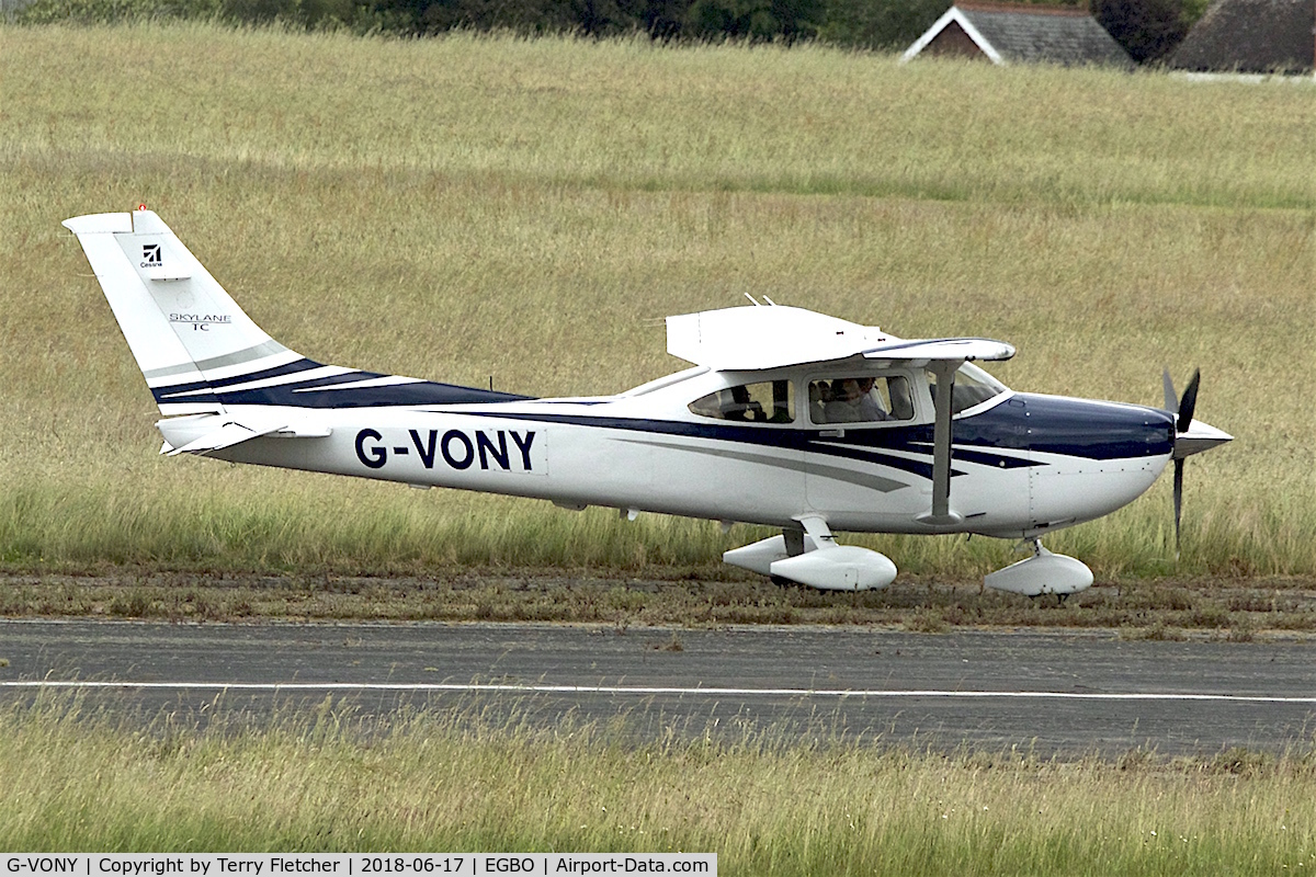 G-VONY, 2006 Cessna T182T Turbo Skylane C/N T18208662, Participating in 2018 Project Propellor at Wolverhampton Halfpenny Green Airport