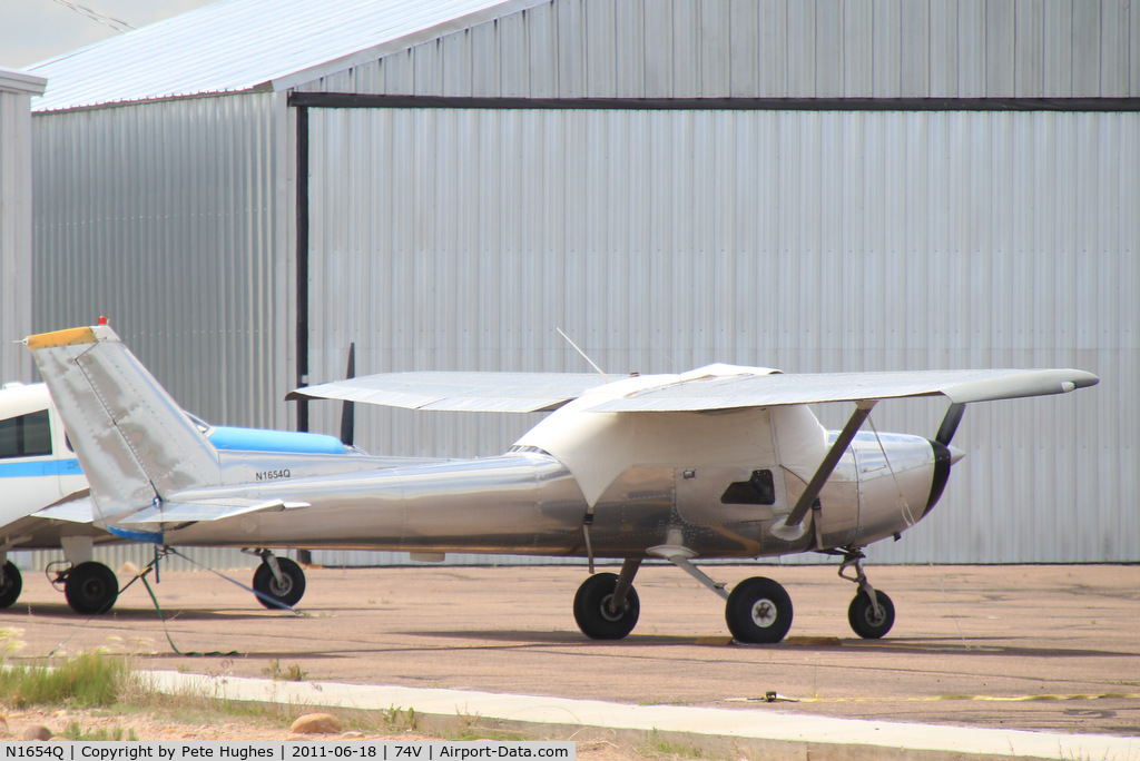 N1654Q, 1971 Cessna 150L C/N 15072954, N1654Q Cessna 150 at Roosevelt, Utah