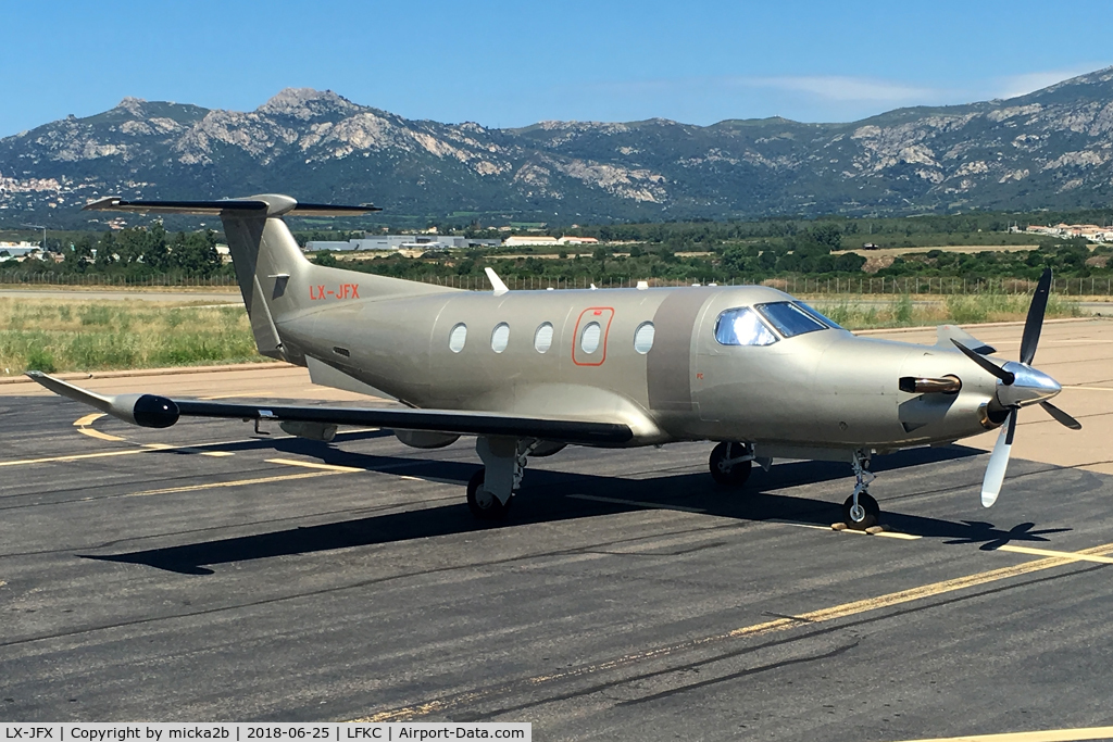 LX-JFX, 2014 Pilatus PC-12/47E C/N 1510, Parked