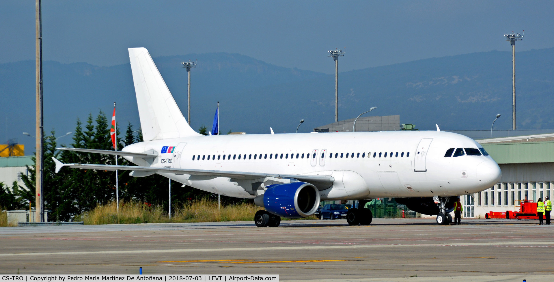 CS-TRO, 1995 Airbus A320-214 C/N 548, Foronda - Vitoria-Gasteiz - Euskadi - España