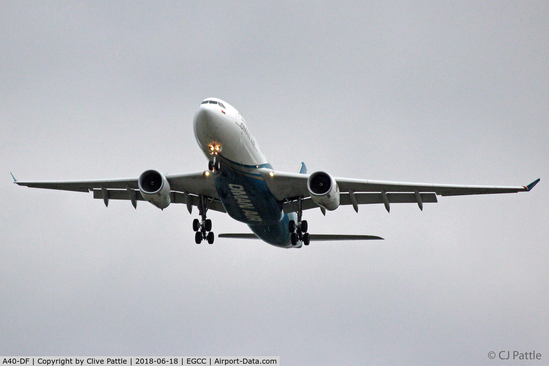 A40-DF, 2010 Airbus A330-243 C/N 1120, Oman Air Landing EGCC