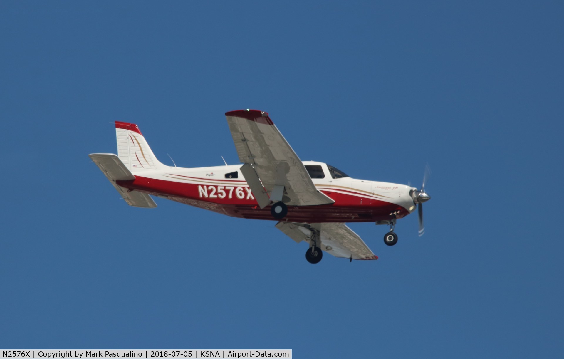 N2576X, 1985 Piper PA-32R-301 Saratoga C/N 32R-8513013, Piper PA-32R-301