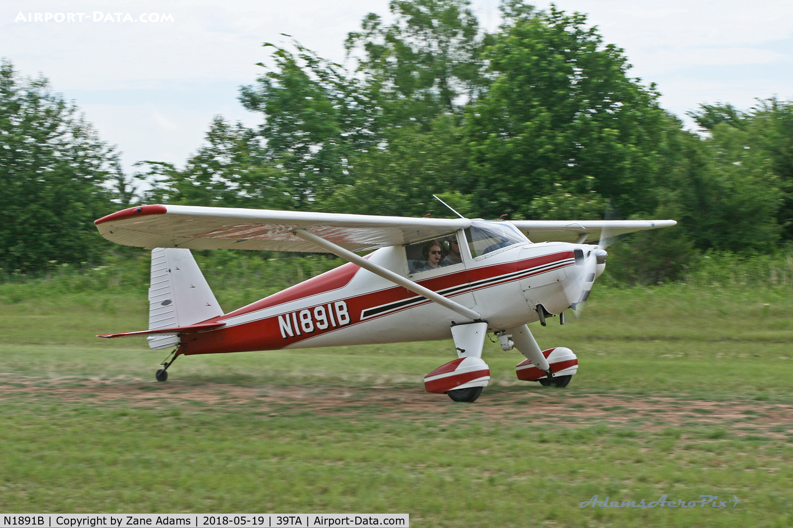 N1891B, 1948 Luscombe 8C Silvaire C/N 6318, Andrew the Great flying the mighty 8C at the 2018 Flying Tigers fly-in - Paris, TX :)