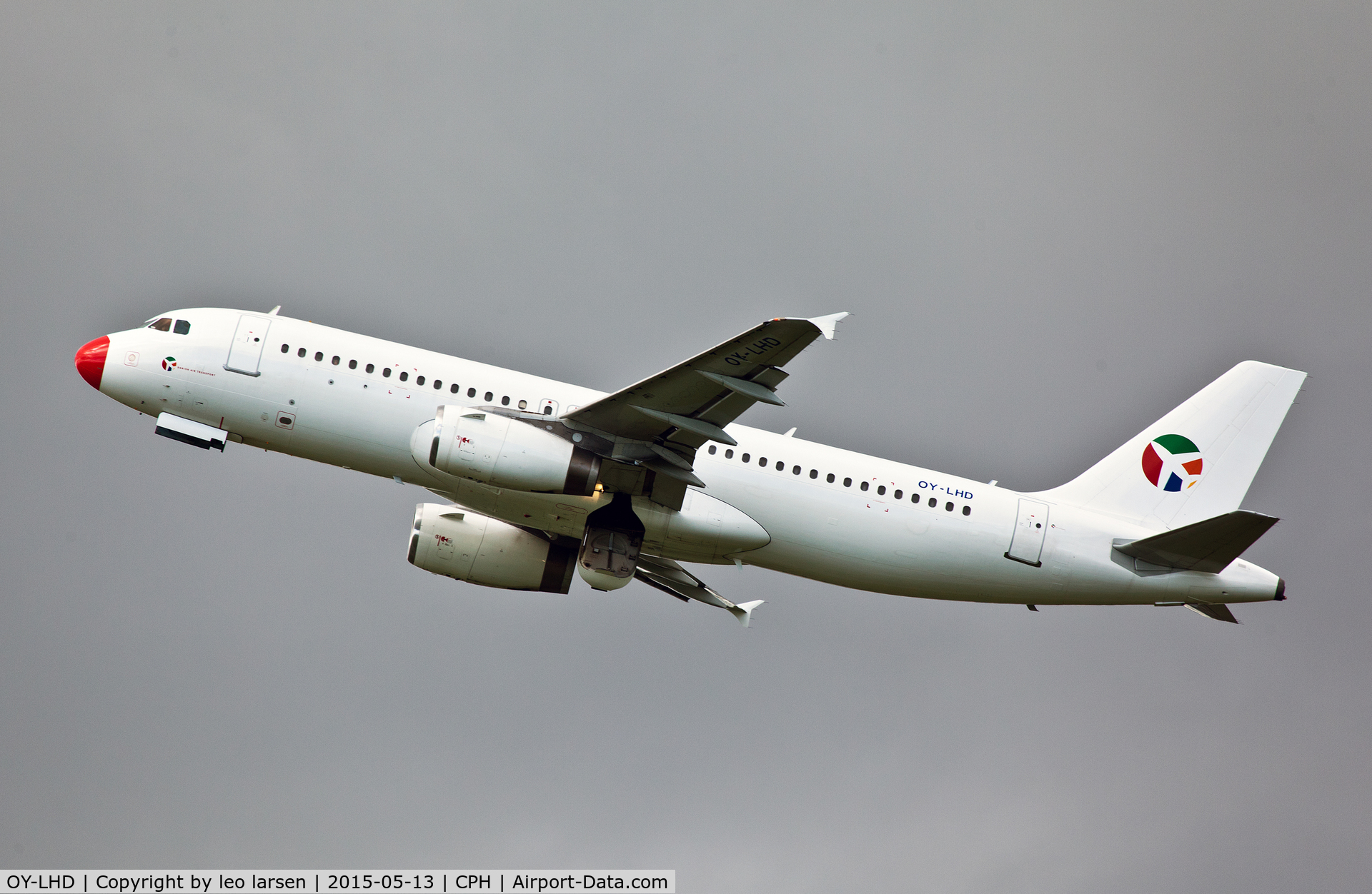 OY-LHD, 1990 Airbus A320-231 C/N 0113, Copenhagen 13.5.2015