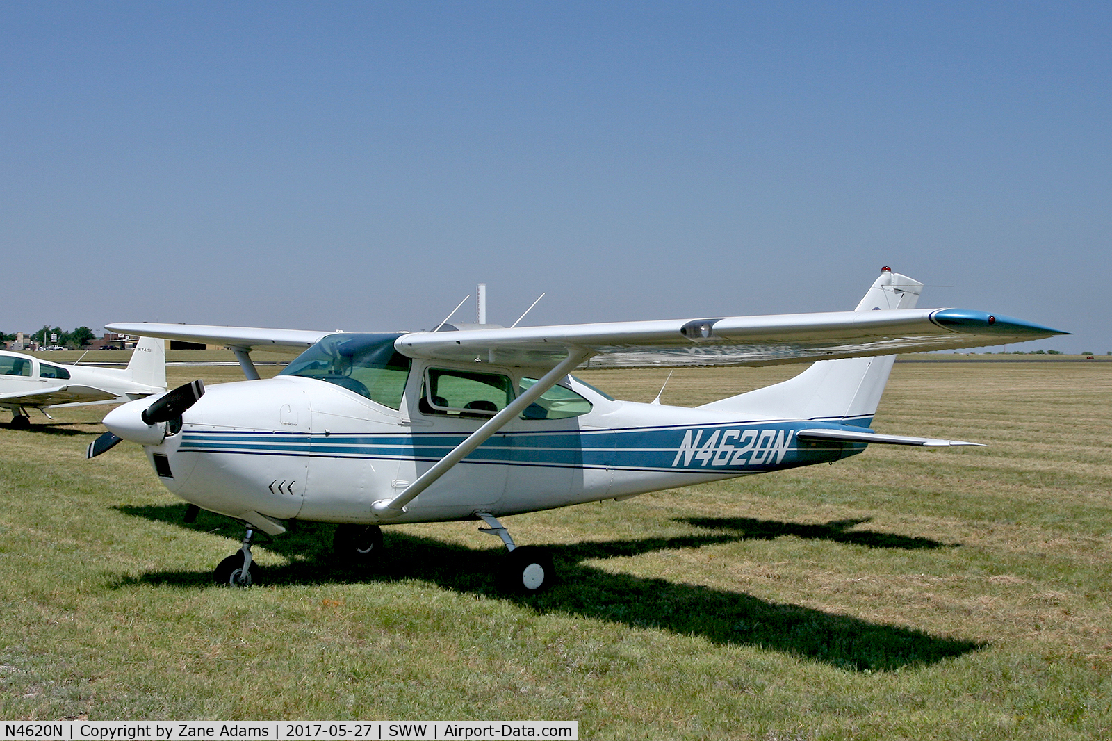 N4620N, Cessna 182H Skylane C/N 18256422, At Sweetwater, TX