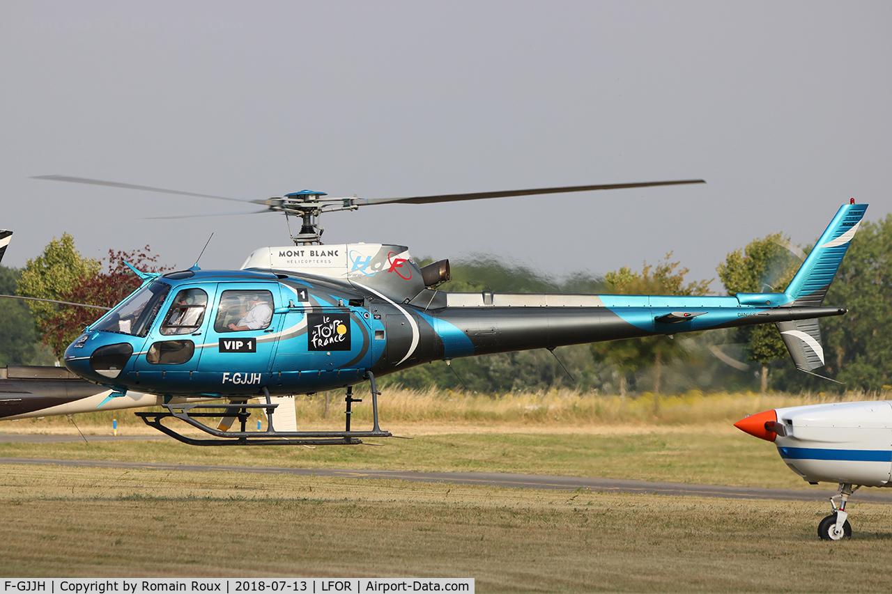 F-GJJH, Eurocopter AS-350B-2 Ecureuil Ecureuil C/N 2584, Parked