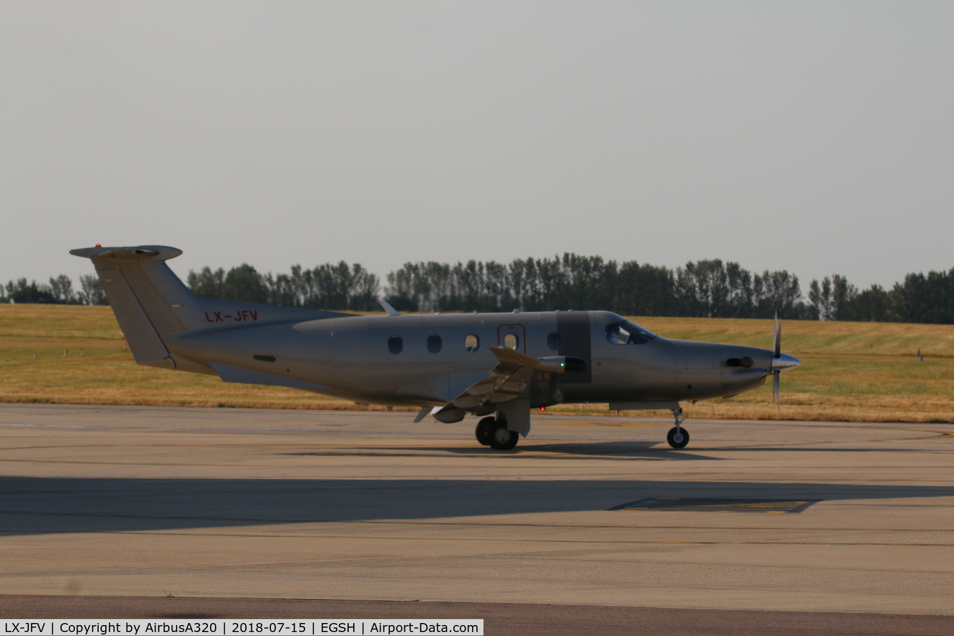 LX-JFV, 2013 Pilatus PC-12/47E C/N 1409, Departing Saxon