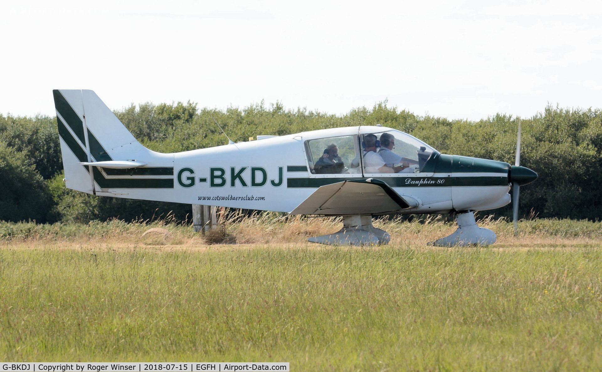 G-BKDJ, 1982 Robin DR-400-120 Dauphin 80 C/N 1584, Visiting Dauphin 80.