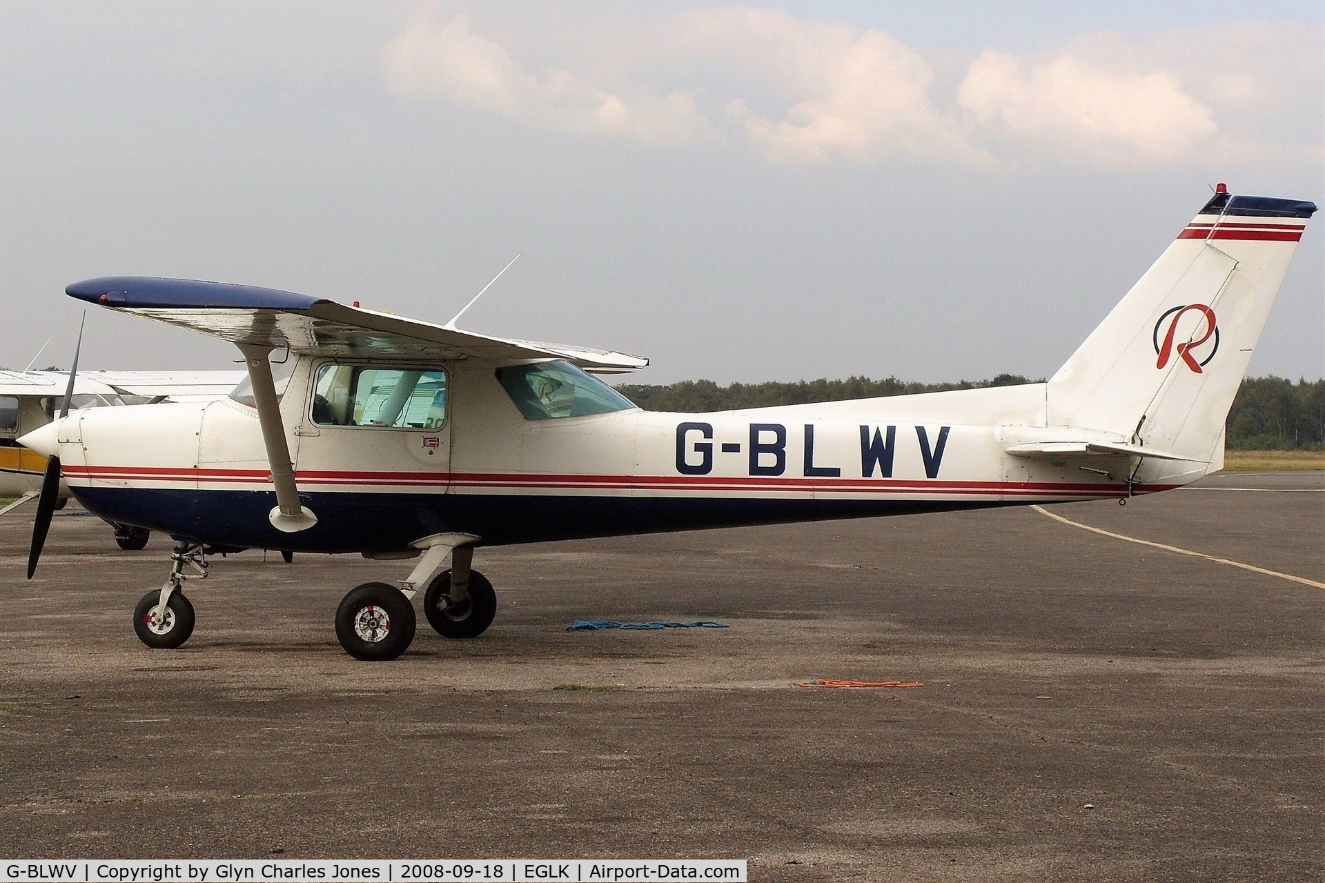 G-BLWV, 1981 Reims F152 C/N 1843, Previously EI-BIN. Operated by Redhill Aviation.
