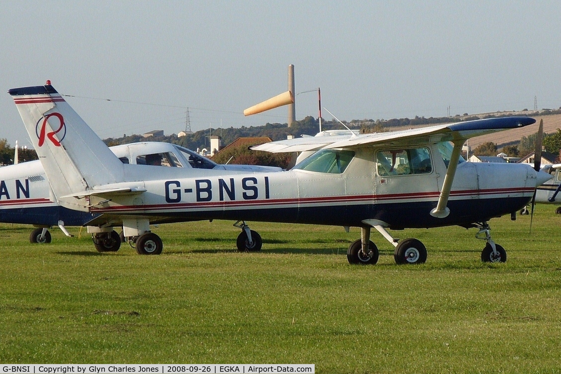 G-BNSI, 1981 Cessna 152 C/N 152-84853, Previously N4945P. Owned by Sky Leisure Aviation Charters Ltd. Operated by Redhill Aviation.