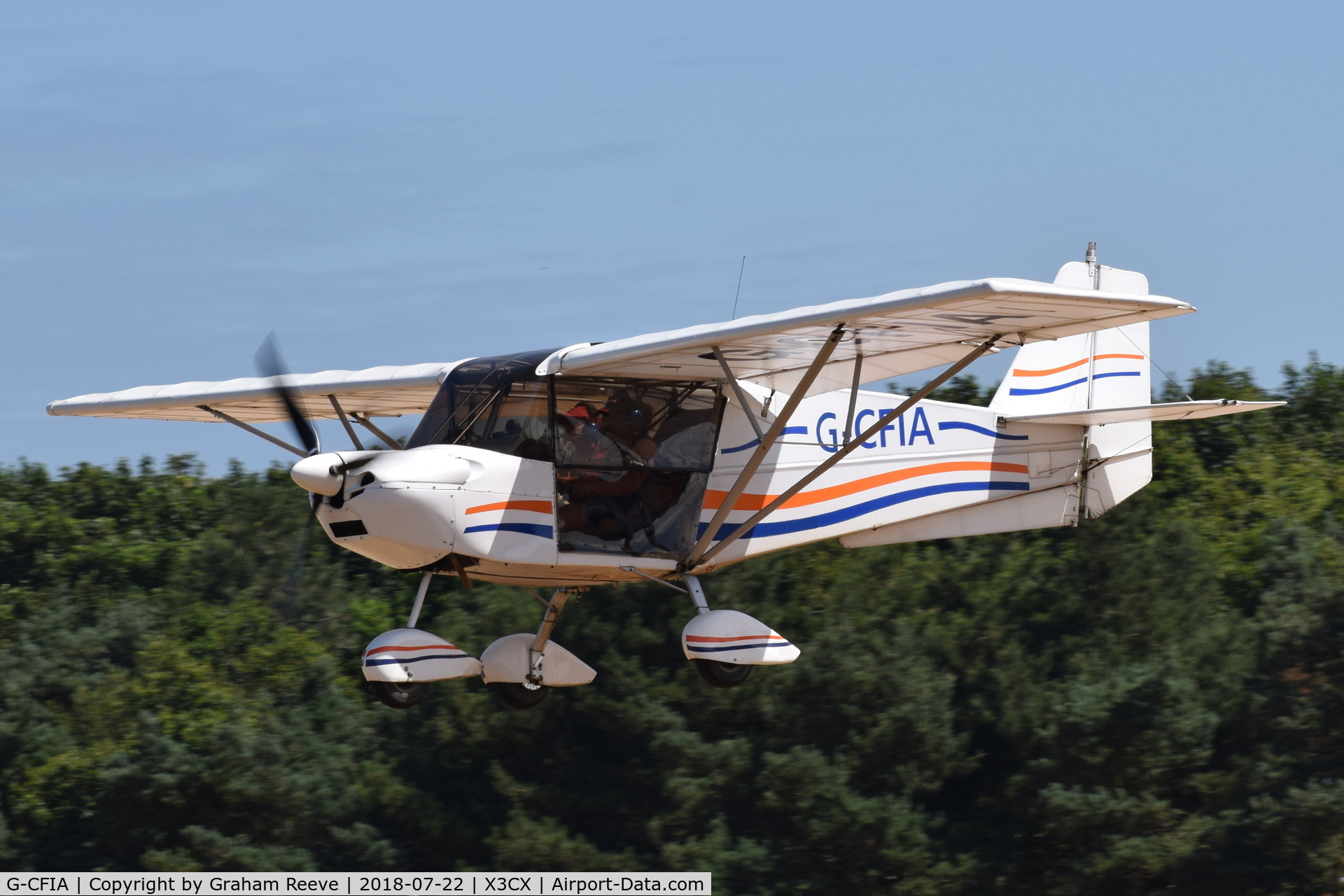 G-CFIA, 2008 Skyranger Swift 912S(1) C/N BMAA/HB/561, Landing at Northrepps.