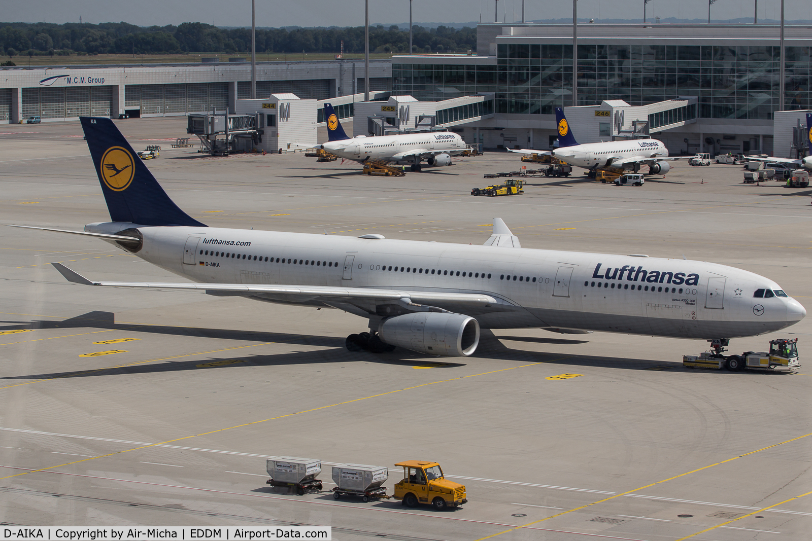 D-AIKA, 2004 Airbus A330-343X C/N 570, Lufthansa