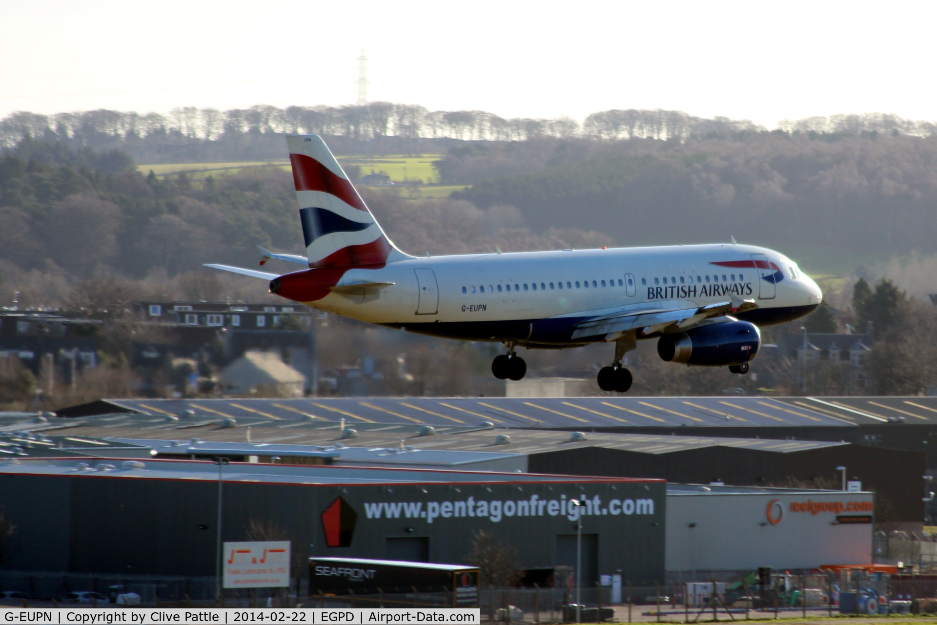 G-EUPN, 2000 Airbus A319-131 C/N 1261, BA threshold action at ABZ