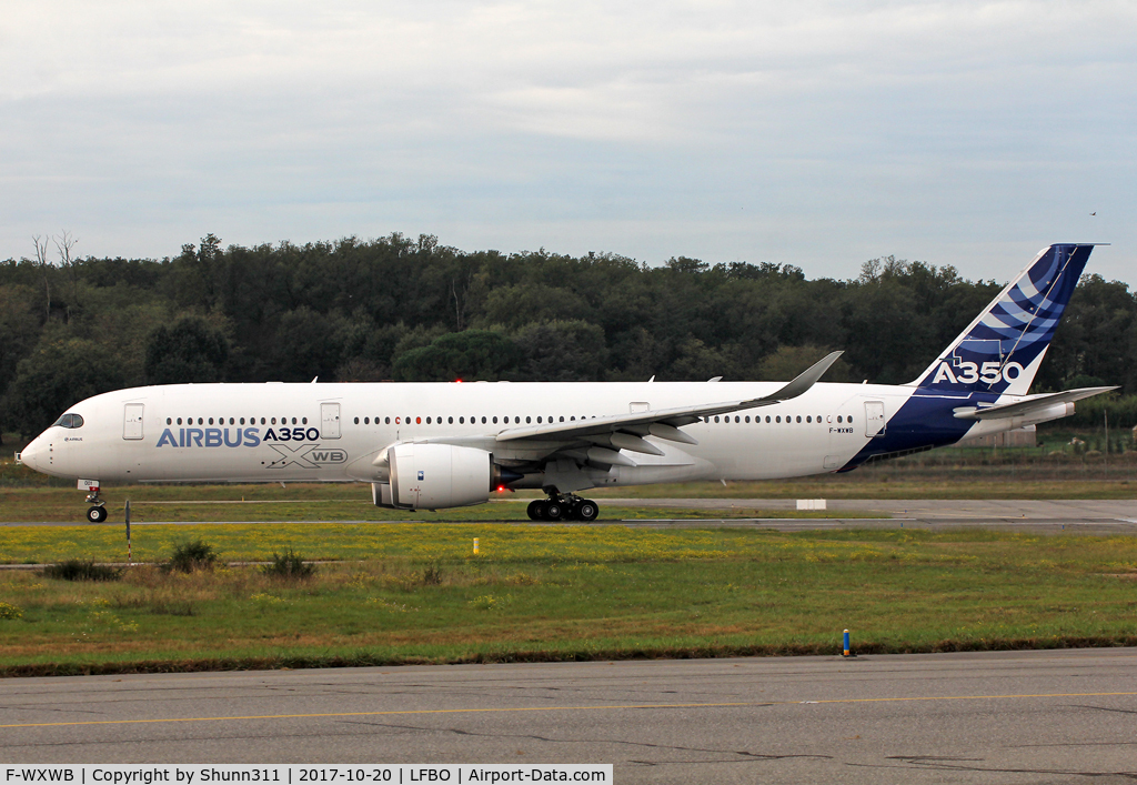 F-WXWB, 2013 Airbus A350-941 C/N 001, New sharklets for the first A350 prototype