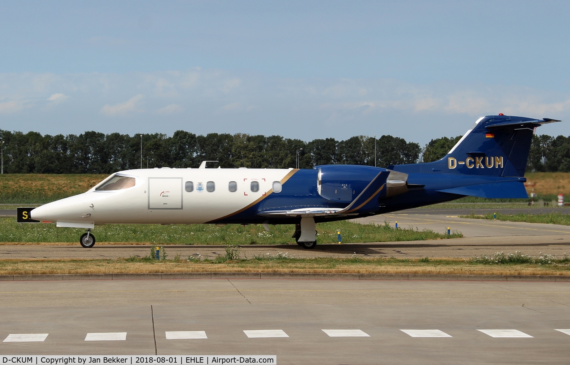 D-CKUM, Learjet 31A C/N 205, Lelystad Airport