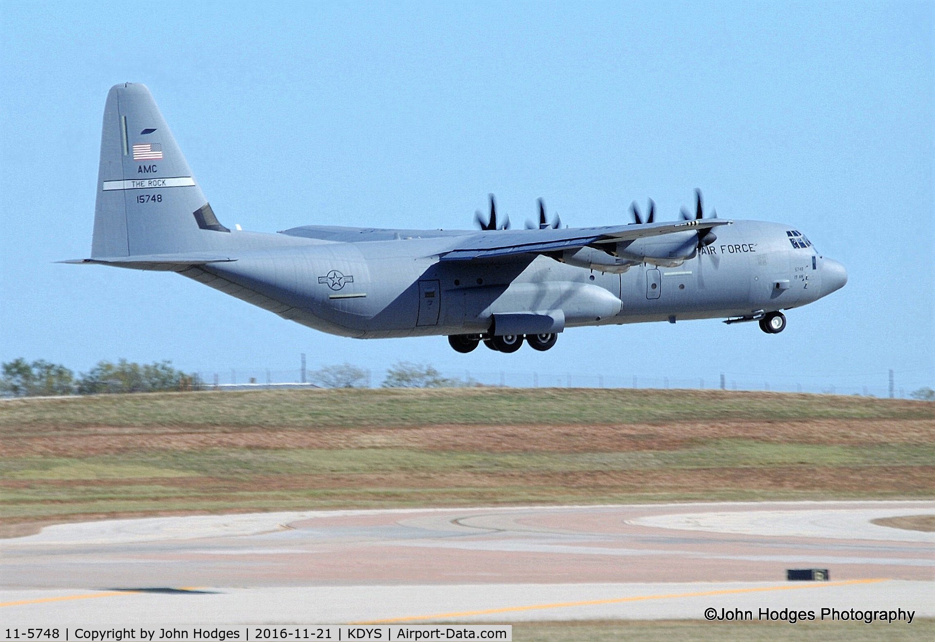 11-5748, 2011 Lockheed Martin C-130J-30 Super Hercules C/N 382-5748, coming in